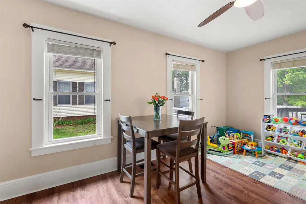 34 King Street Rochester NH 03867