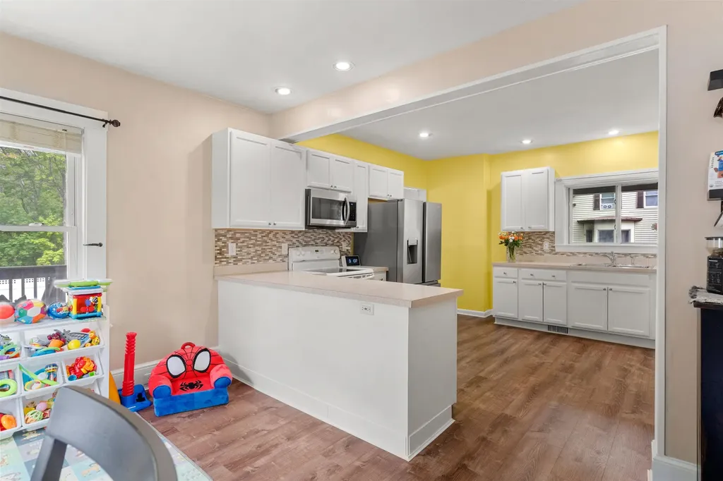 34 King Street Rochester NH 03867