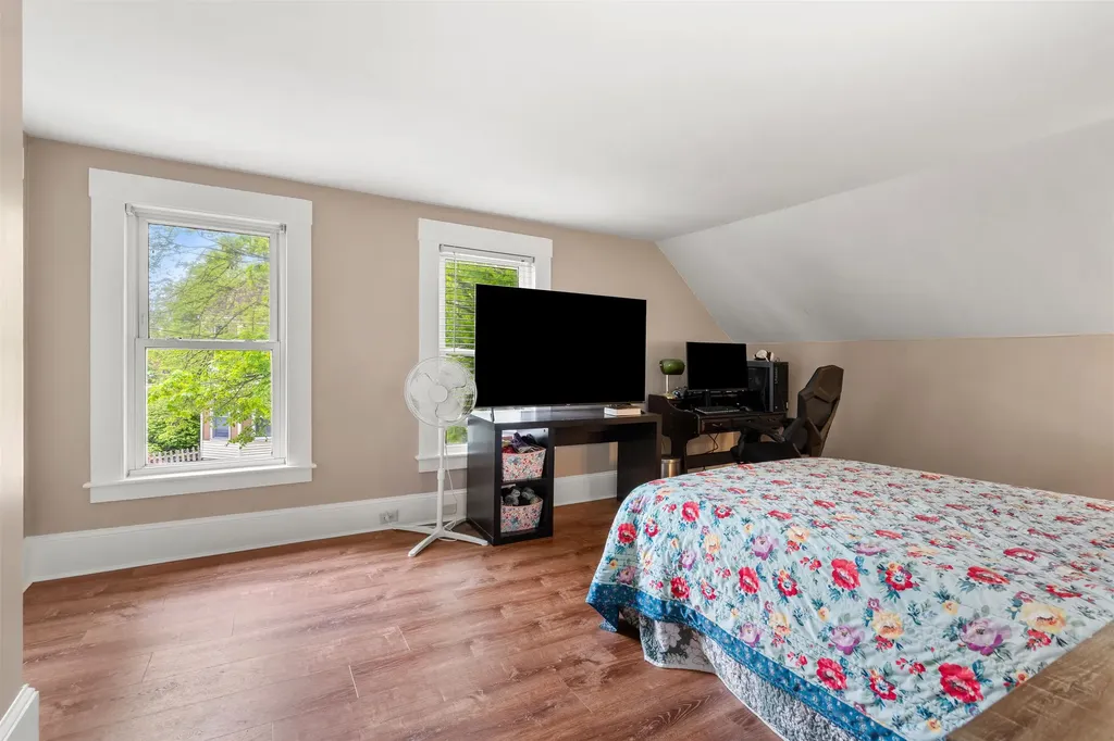 34 King Street Rochester NH 03867