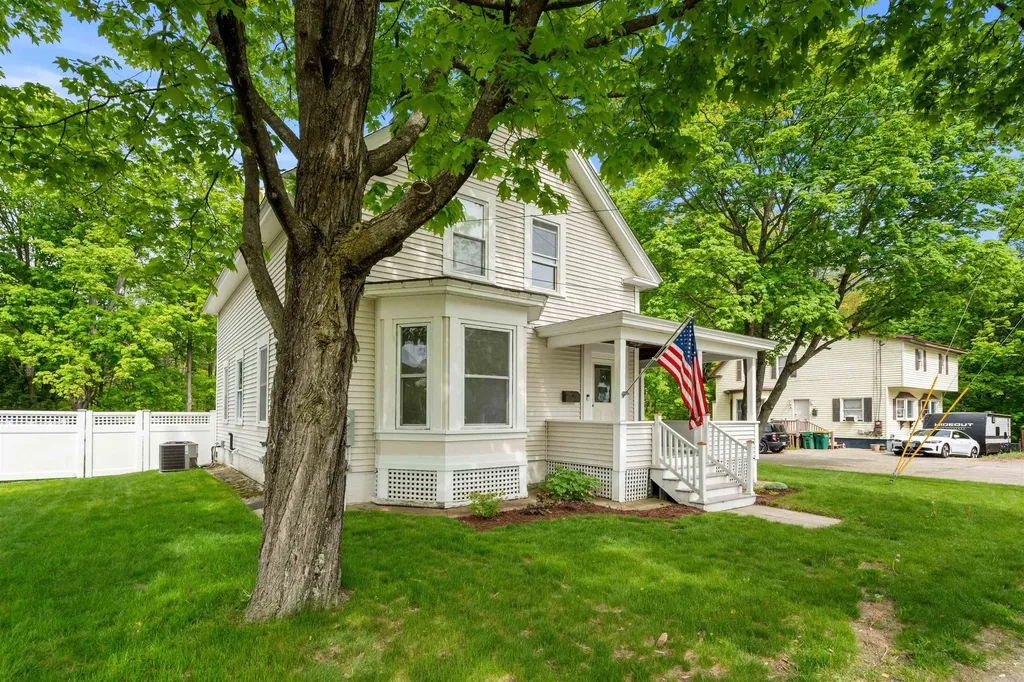 34 King Street Rochester NH 03867