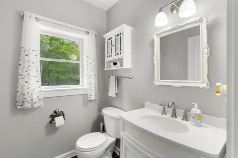 34 King Street Rochester NH 03867