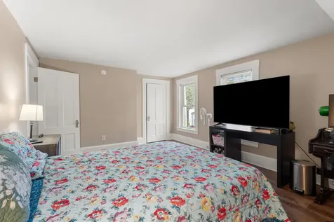 34 King Street Rochester NH 03867