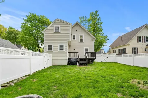 34 King Street Rochester NH 03867