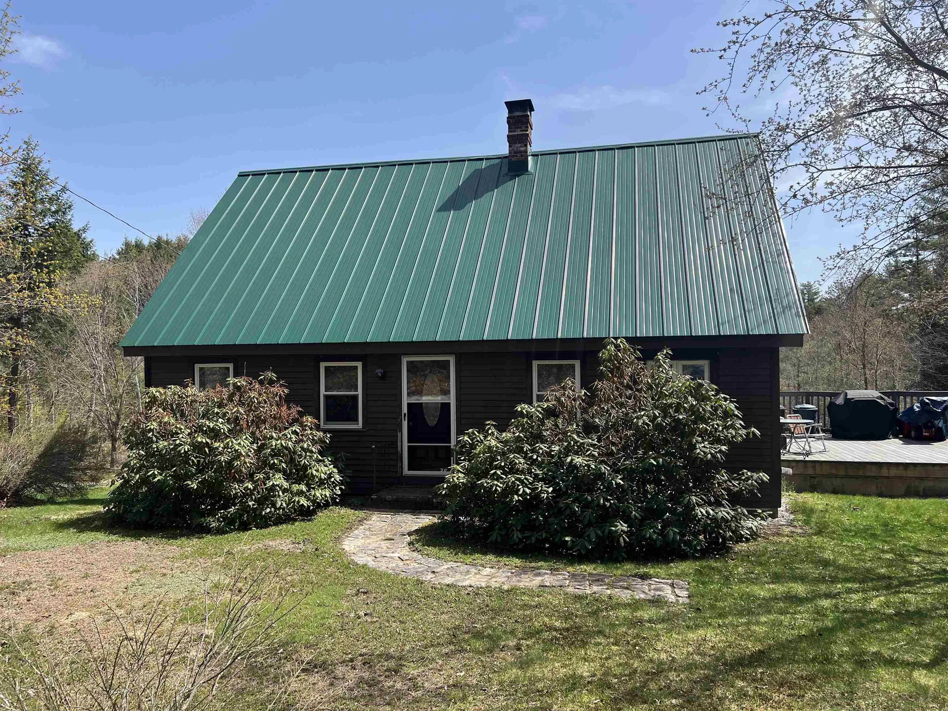 28 Cross Road Deering NH 03244