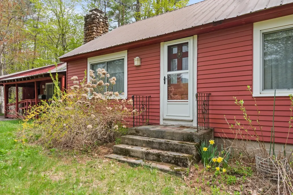 262 Welton Falls Road Alexandria NH 03222