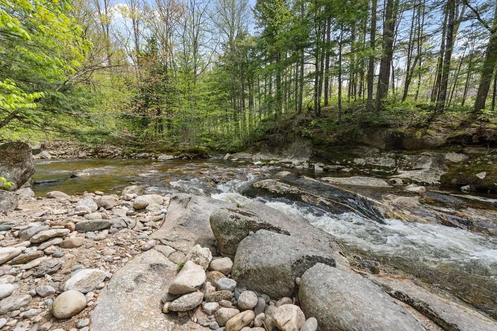 262 Welton Falls Road Alexandria NH 03222