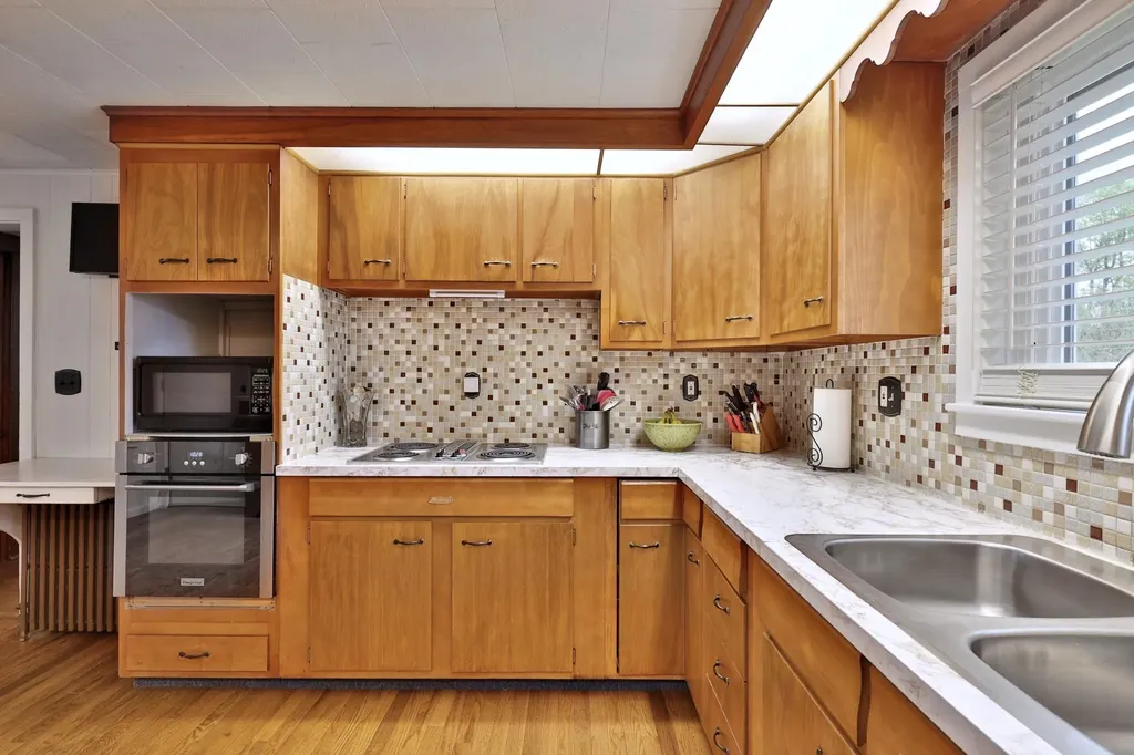 82 Forest Street Rutland City VT 05701