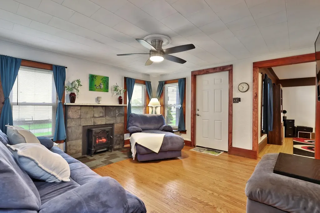 82 Forest Street Rutland City VT 05701