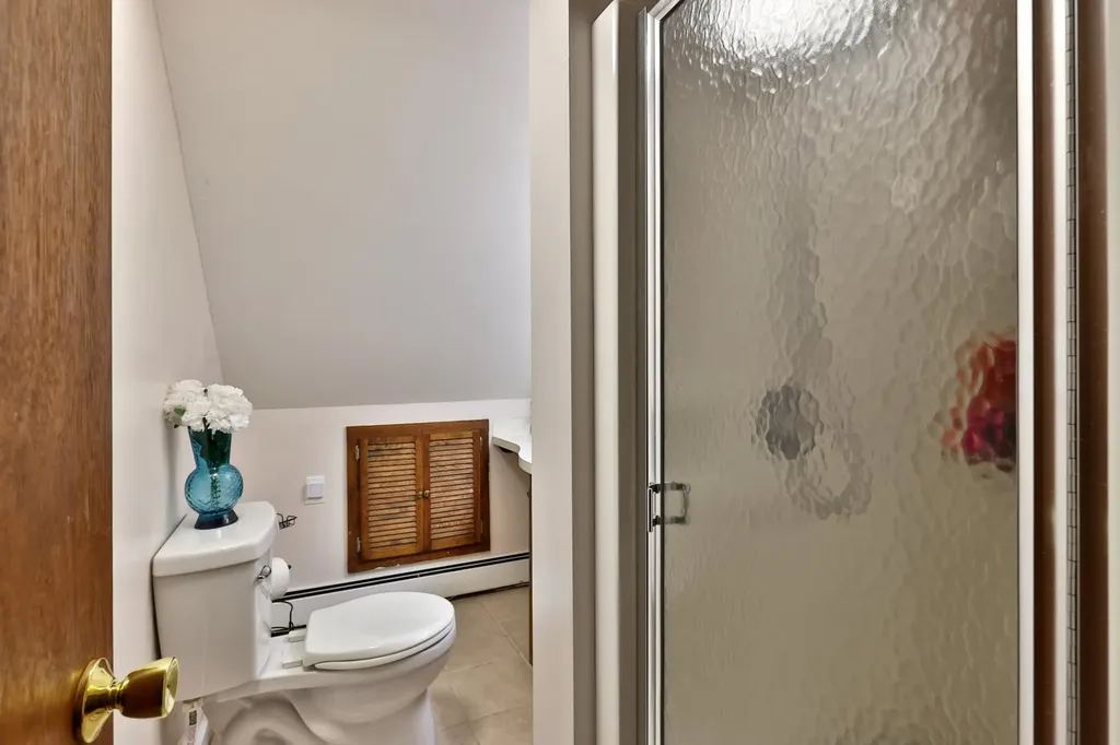 82 Forest Street Rutland City VT 05701