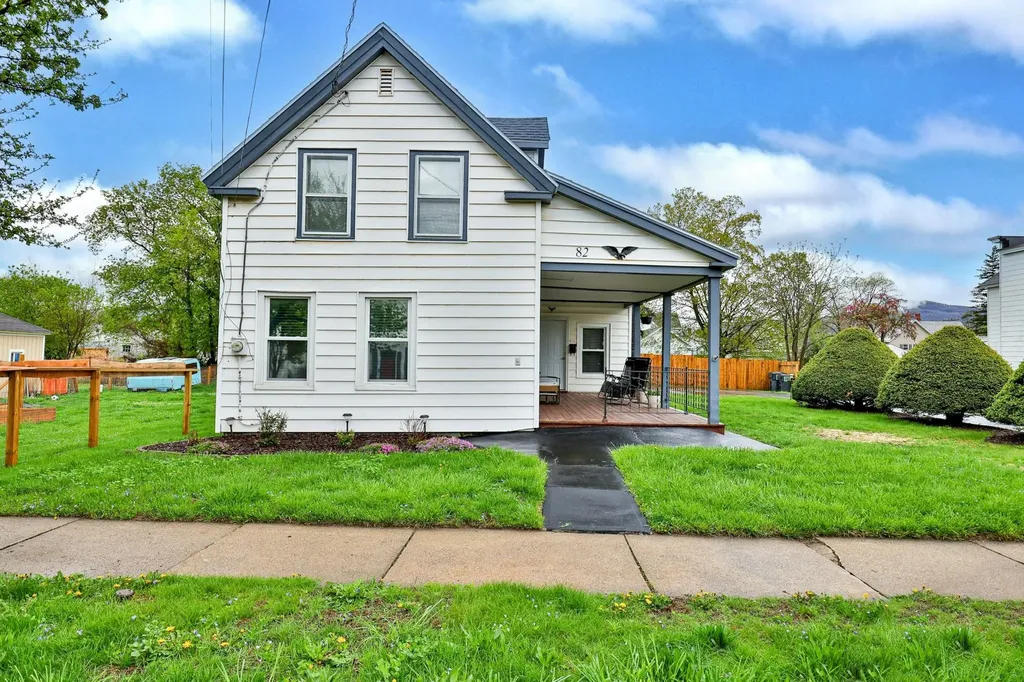 82 Forest Street Rutland City VT 05701