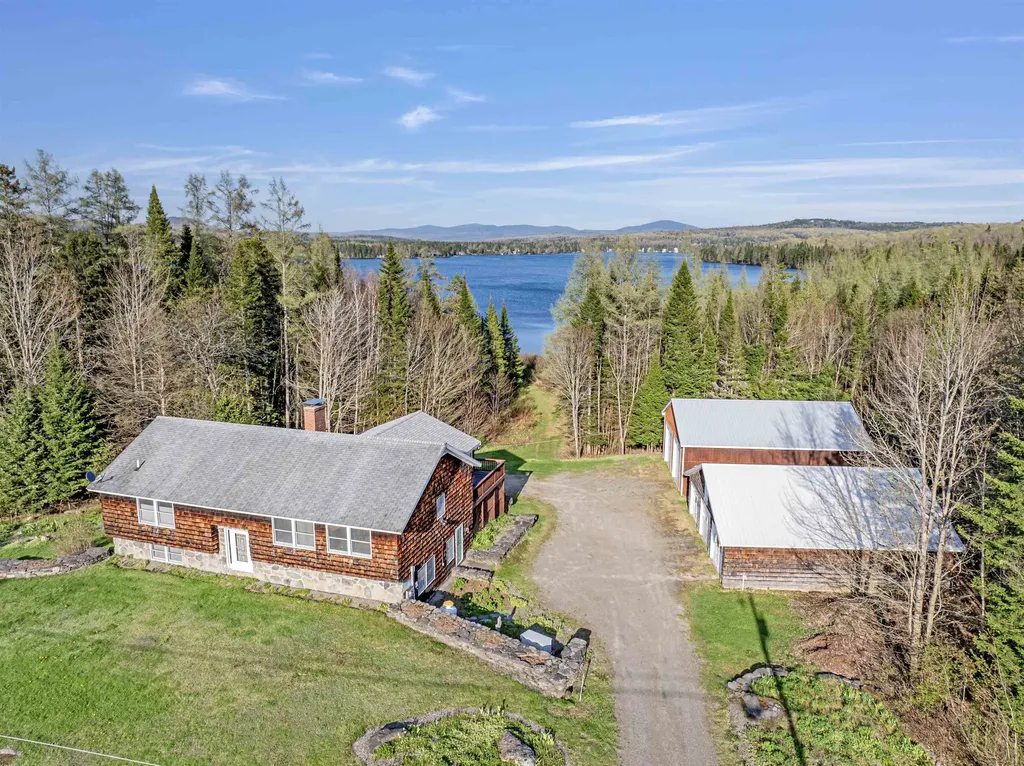 502 Back Lake Road Pittsburg NH 03592