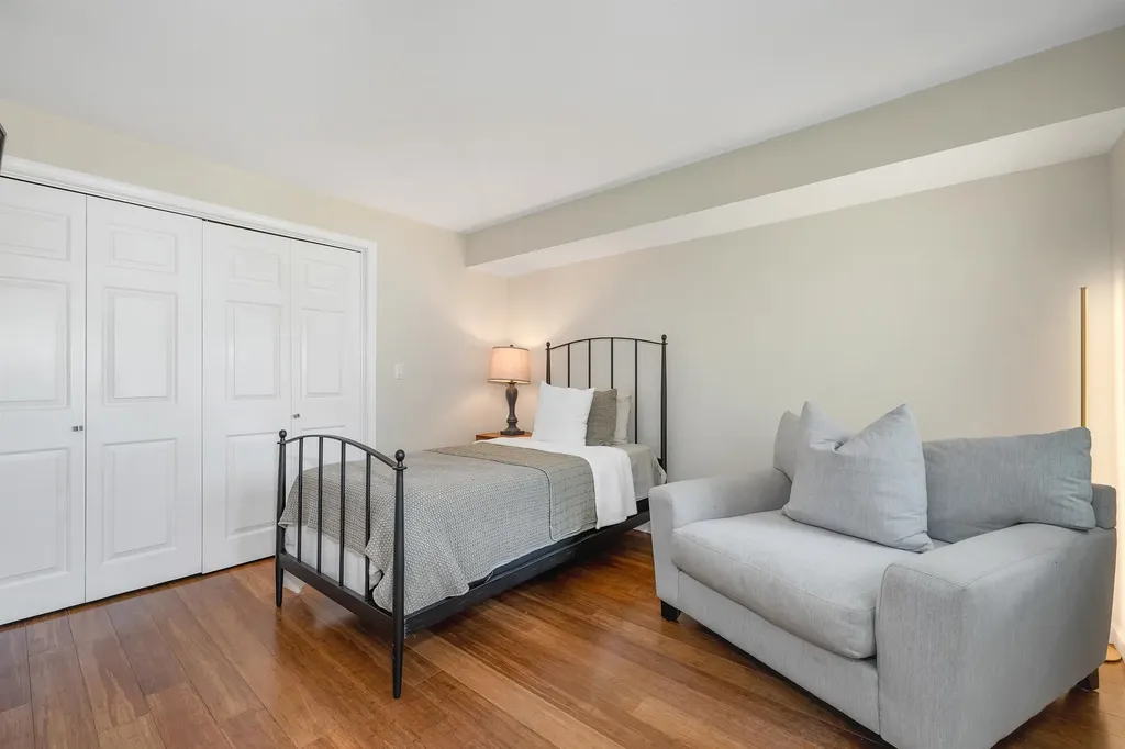 204 Chase Way Manchester NH 03104