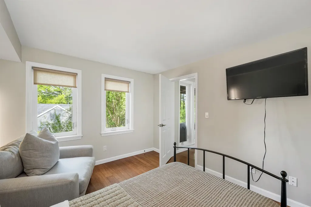 204 Chase Way Manchester NH 03104