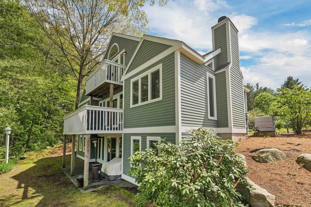 204 Chase Way Manchester NH 03104