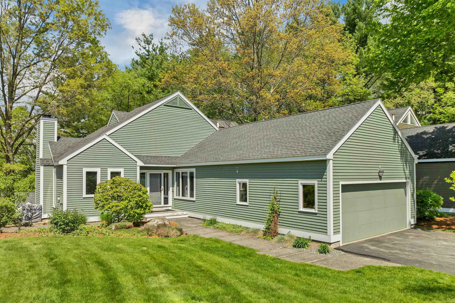 204 Chase Way Manchester NH 03104