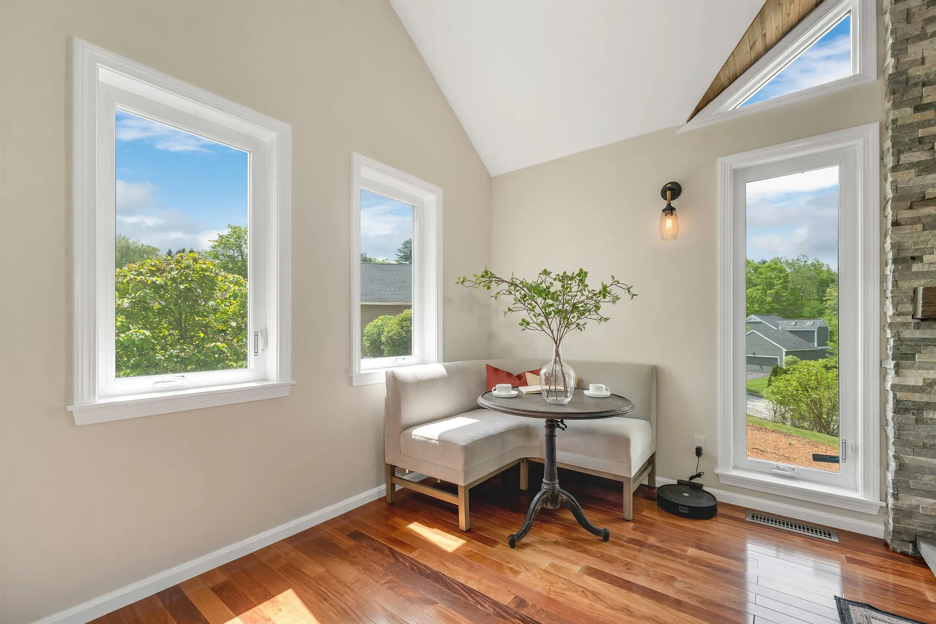 204 Chase Way Manchester NH 03104