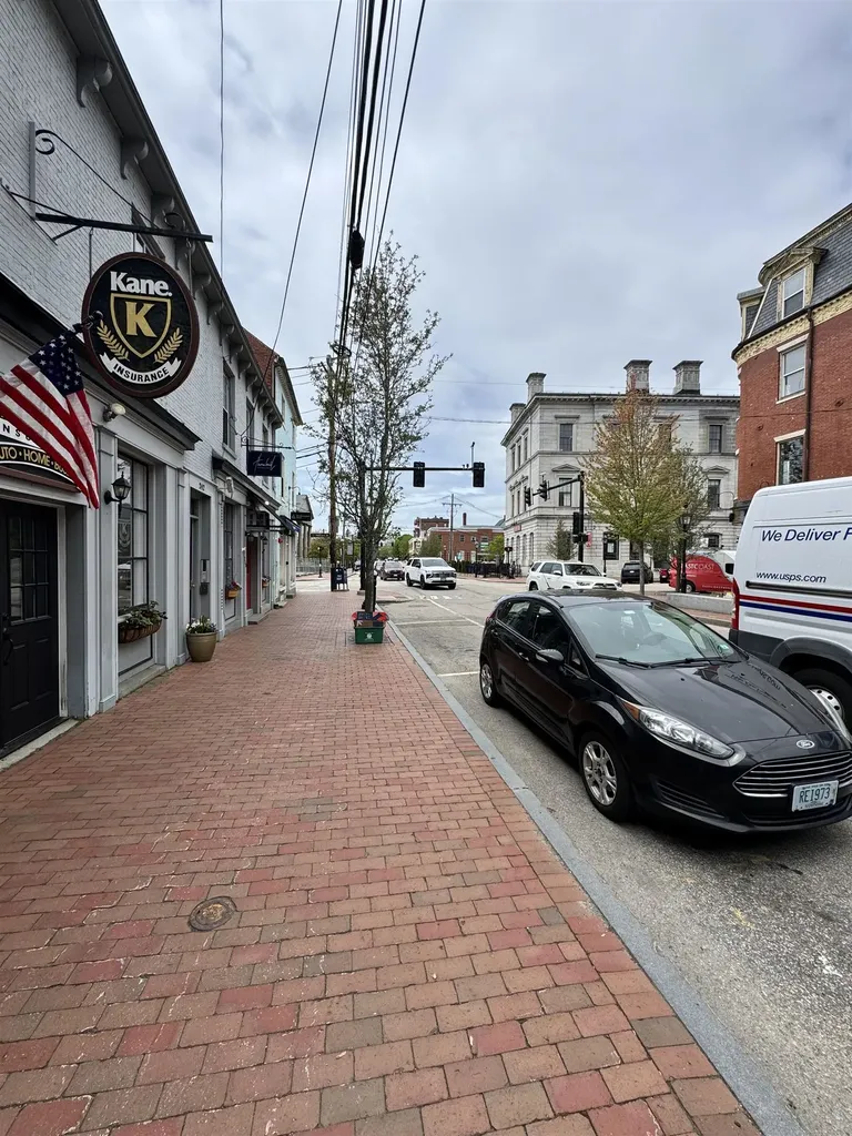 220 State Street Portsmouth NH 03801