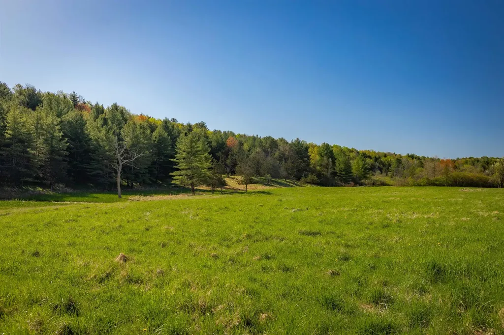 1555 Spear Street Charlotte VT 05445