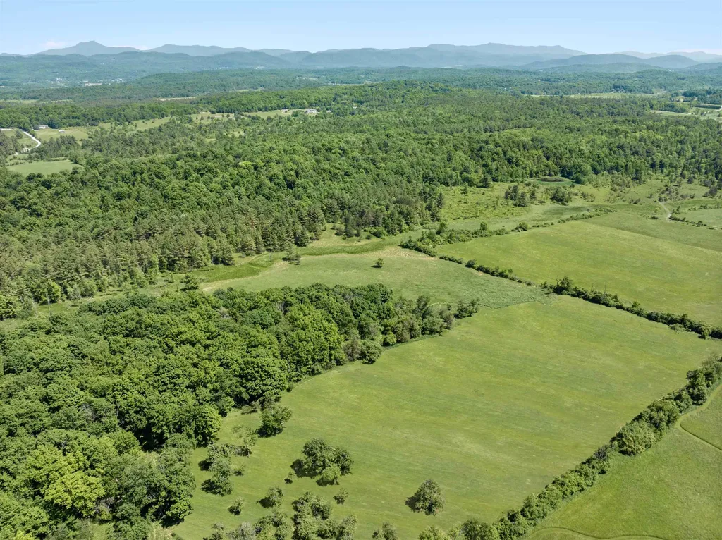 1555 Spear Street Charlotte VT 05445