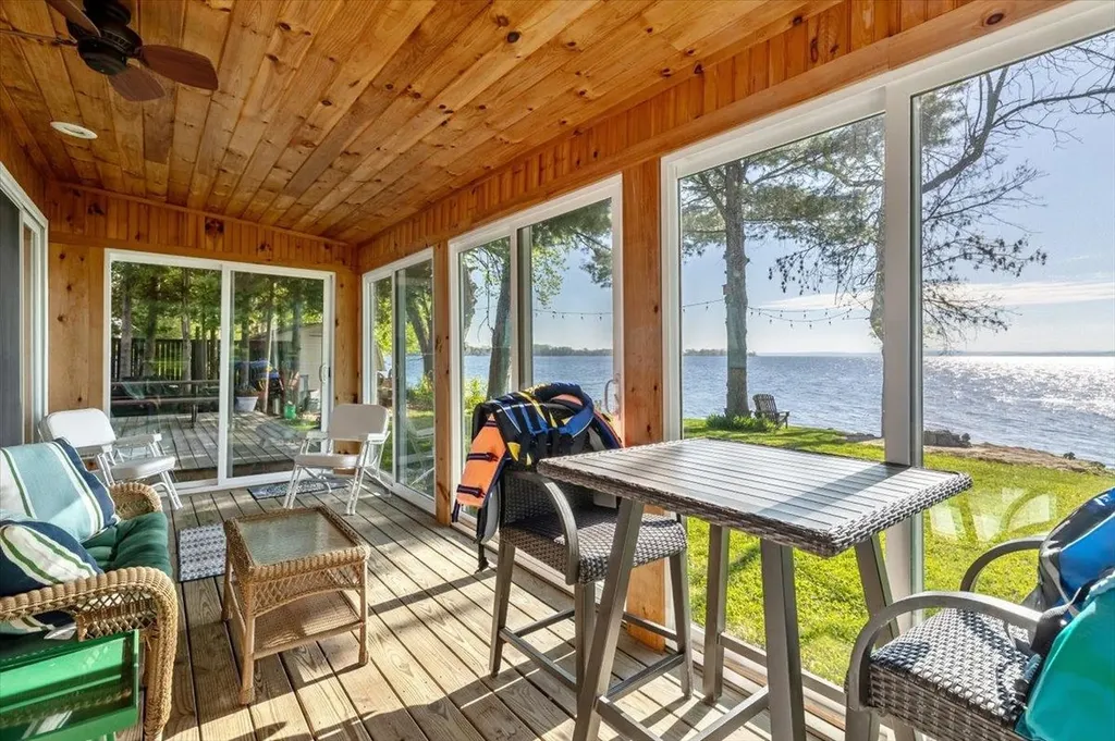 39 Bourdeau Lane North Alburgh VT 05440