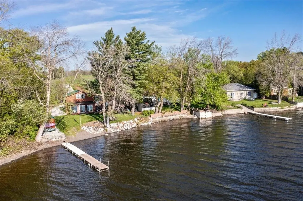 39 Bourdeau Lane North Alburgh VT 05440