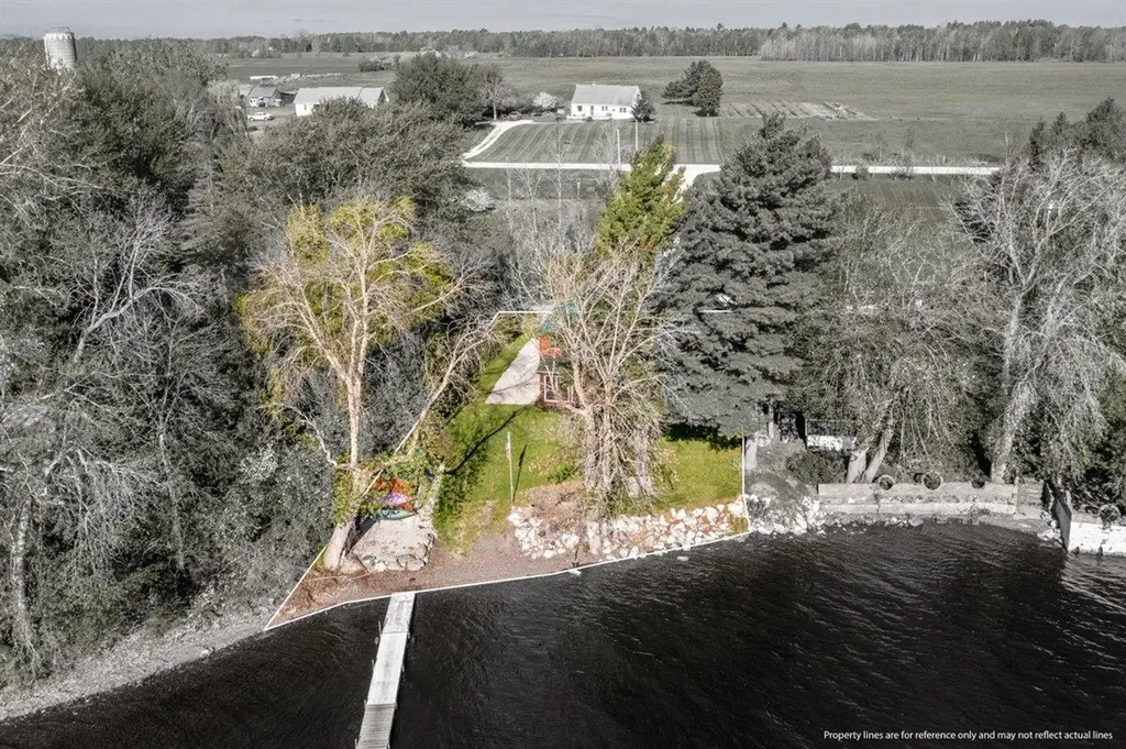 39 Bourdeau Lane North Alburgh VT 05440