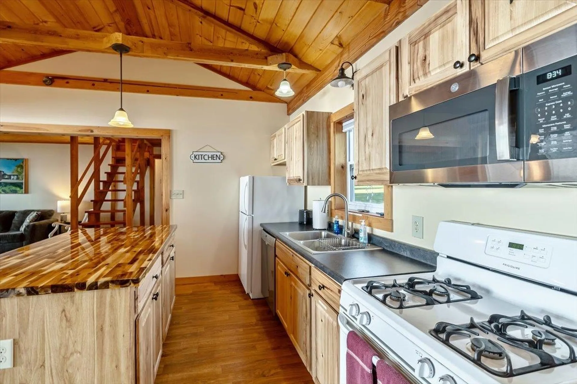 39 Bourdeau Lane North Alburgh VT 05440