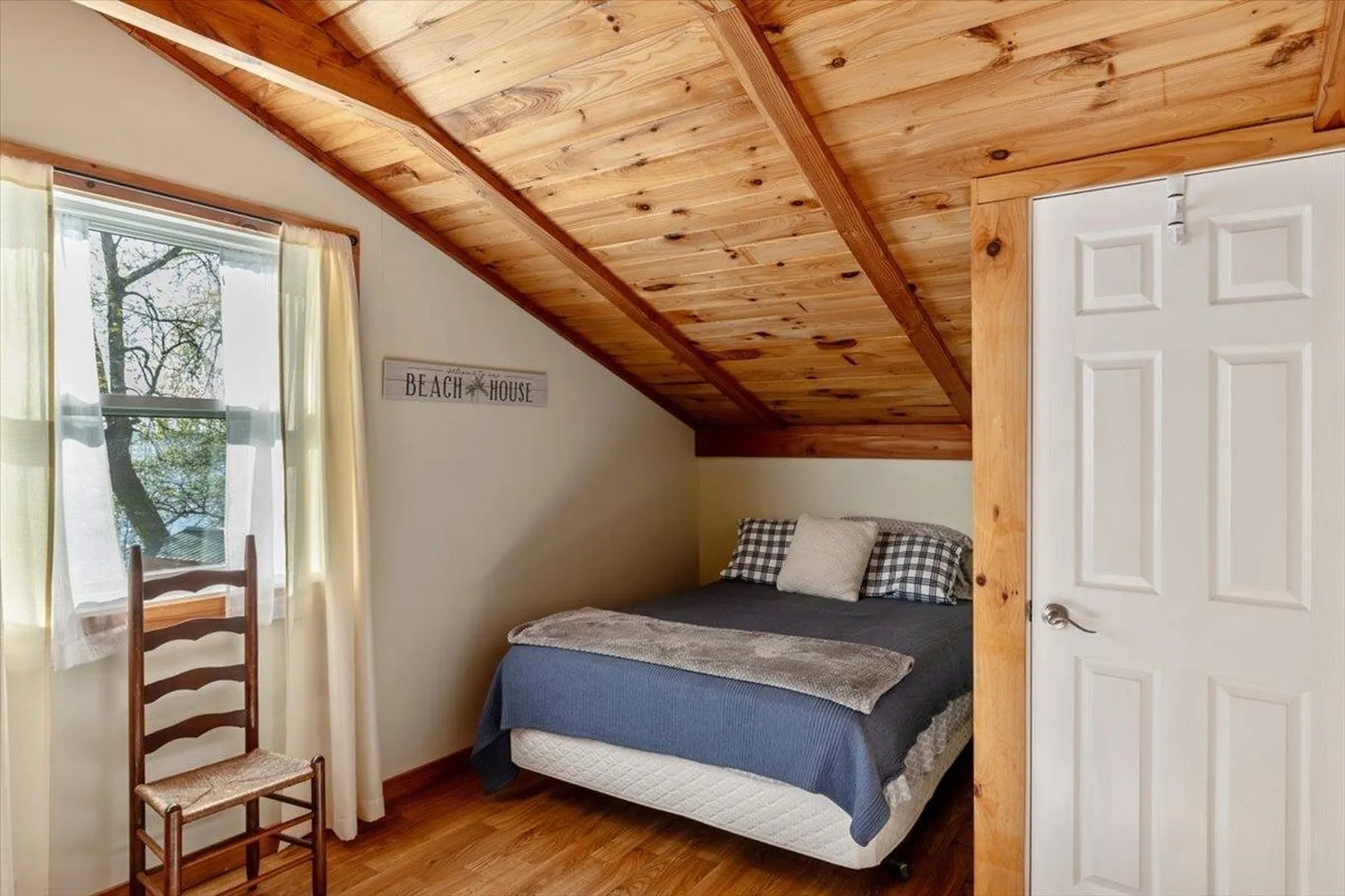 39 Bourdeau Lane North Alburgh VT 05440