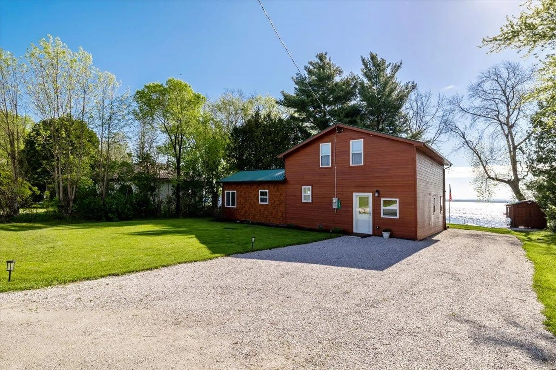 39 Bourdeau Lane North Alburgh VT 05440