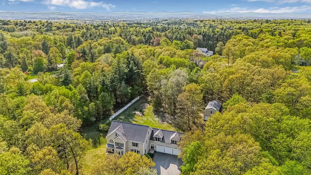 107 Naticook Road Merrimack NH 03054