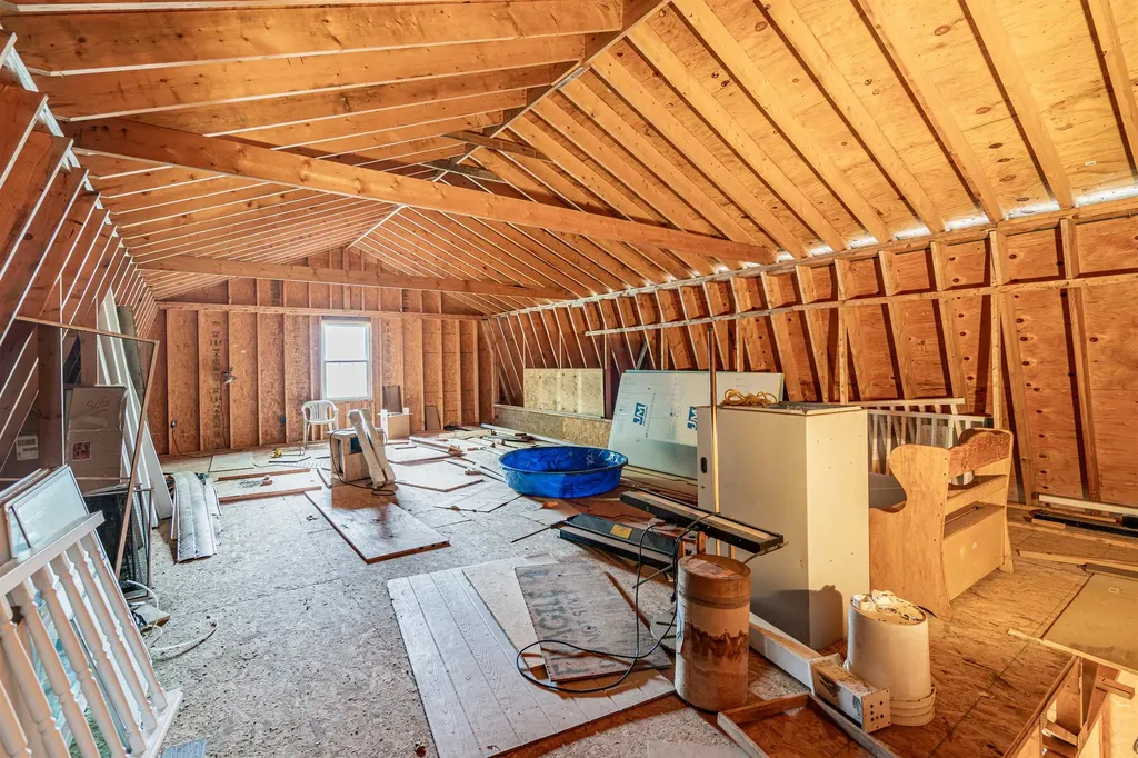 107 Naticook Road Merrimack NH 03054