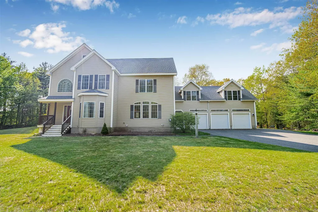 107 Naticook Road Merrimack NH 03054