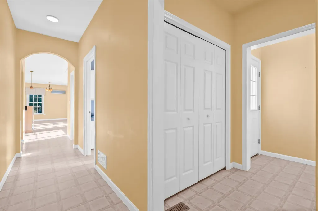 107 Naticook Road Merrimack NH 03054