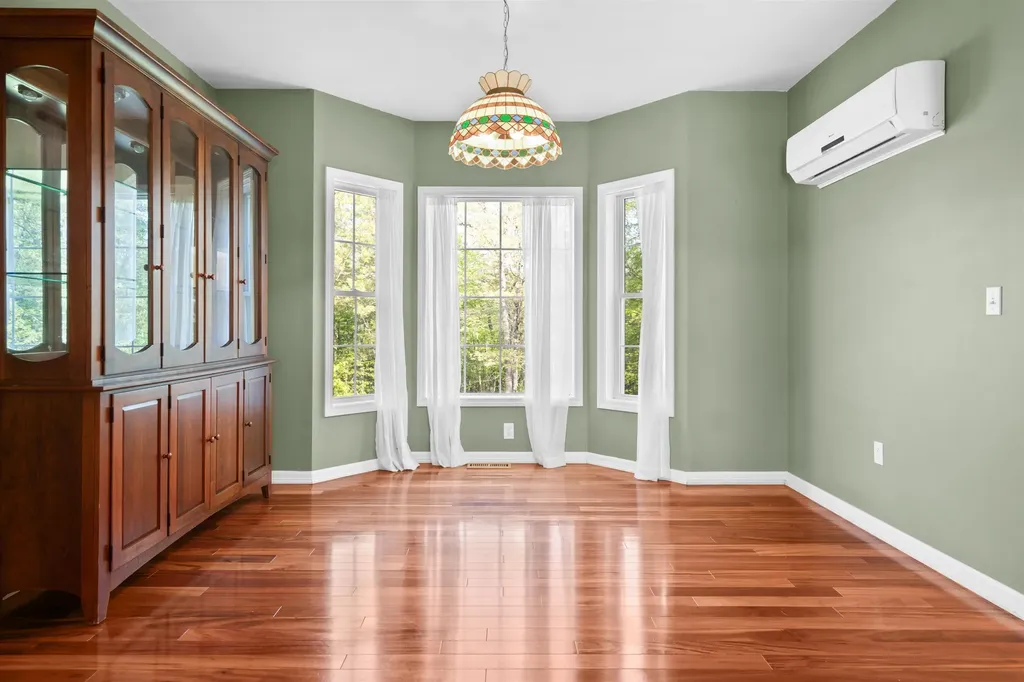 107 Naticook Road Merrimack NH 03054