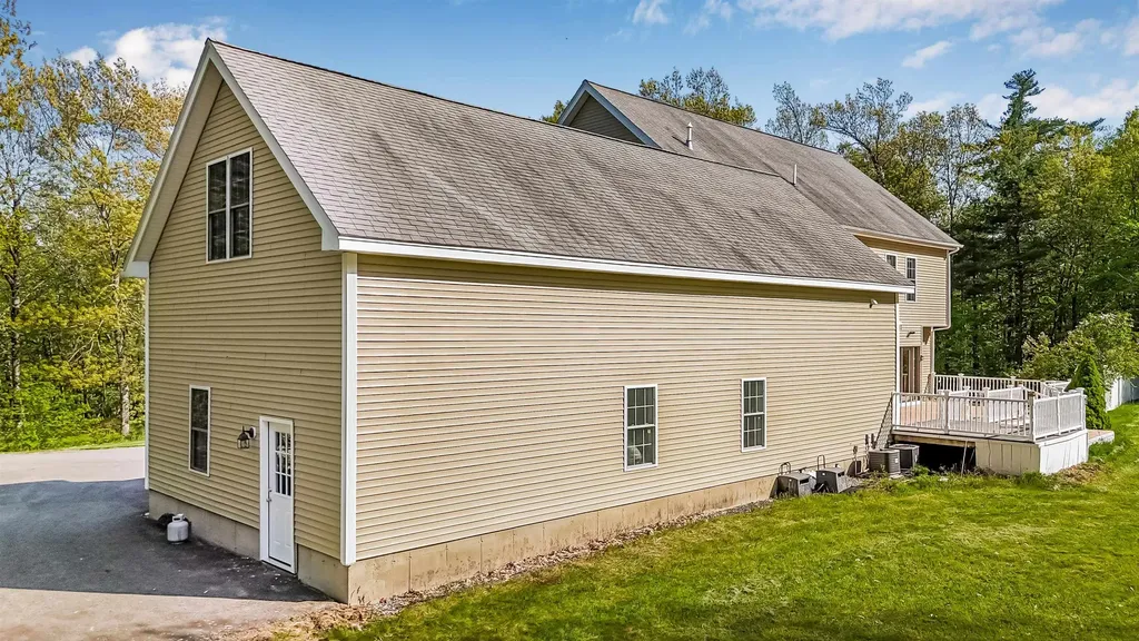 107 Naticook Road Merrimack NH 03054