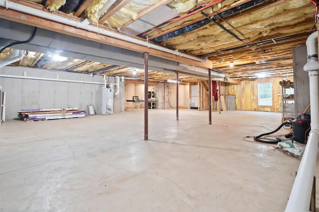 107 Naticook Road Merrimack NH 03054