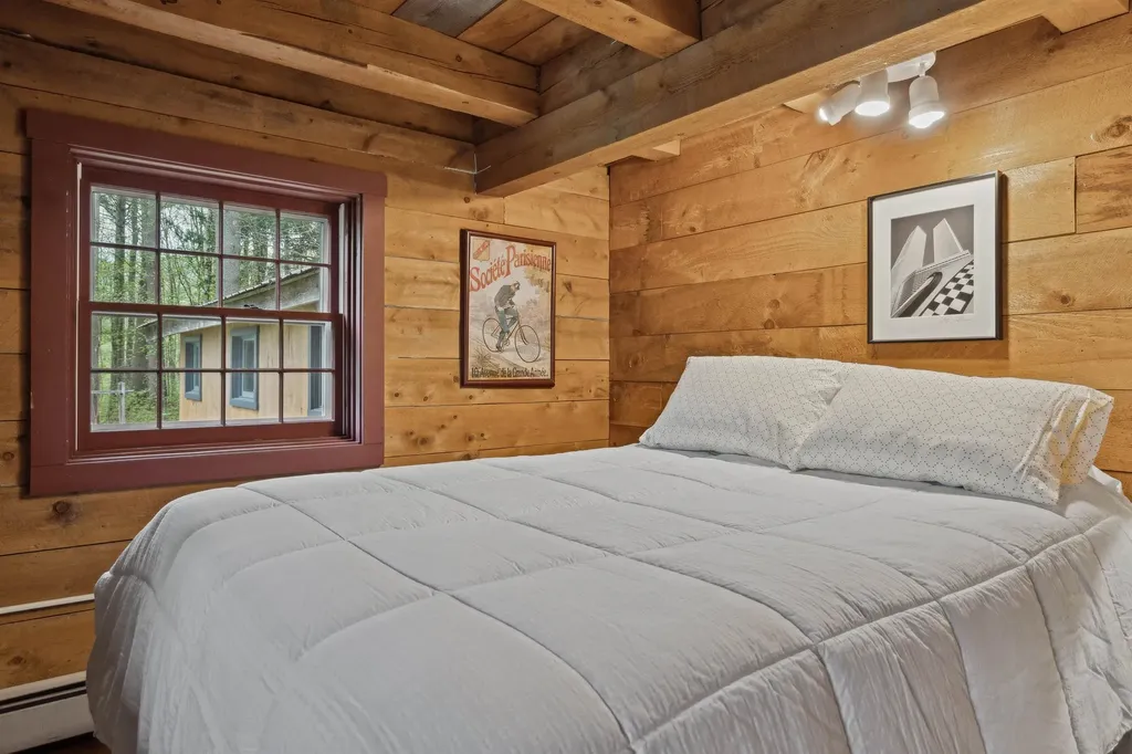 3450 North Perry Road Barnard VT 05031