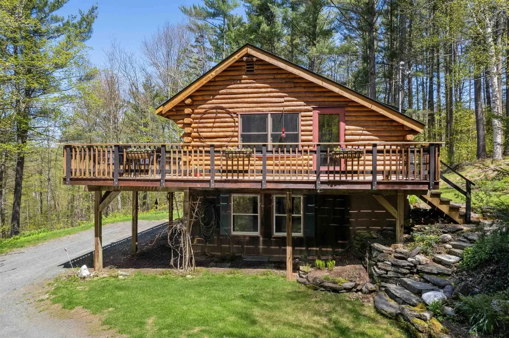 3450 North Perry Road Barnard VT 05031