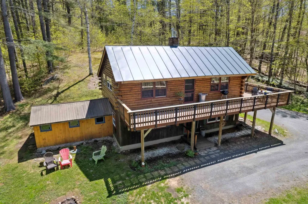 3450 North Perry Road Barnard VT 05031