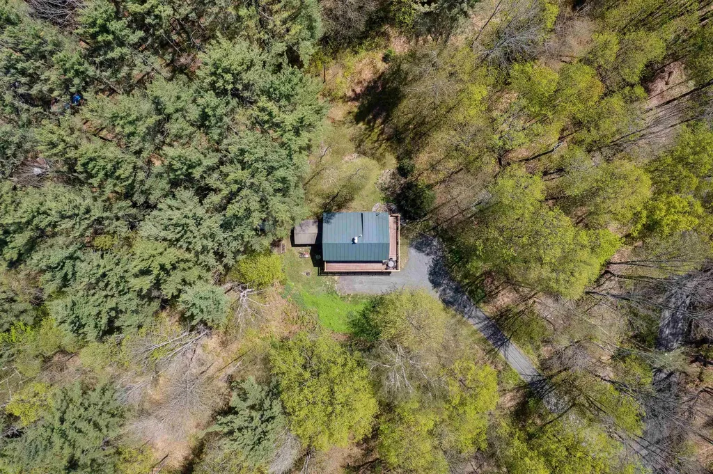 3450 North Perry Road Barnard VT 05031