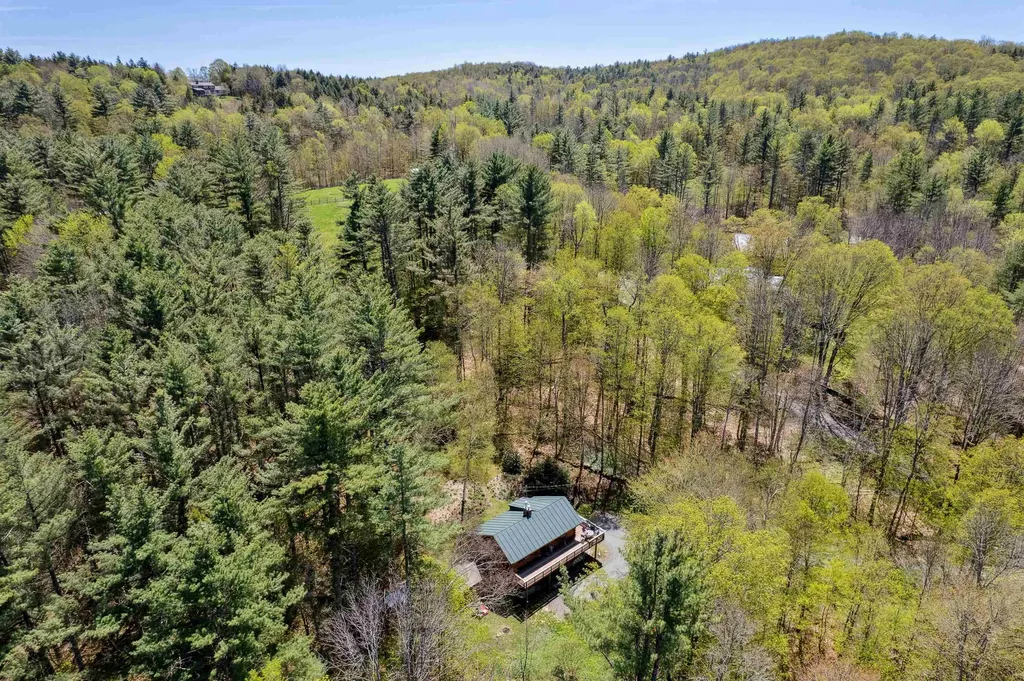 3450 North Perry Road Barnard VT 05031