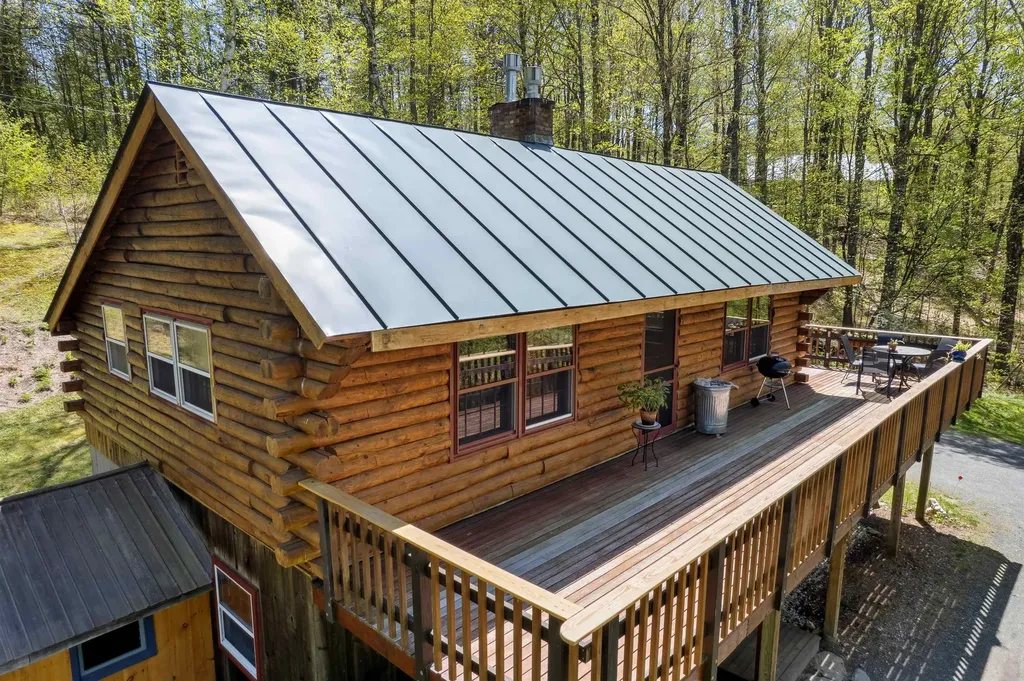 3450 North Perry Road Barnard VT 05031