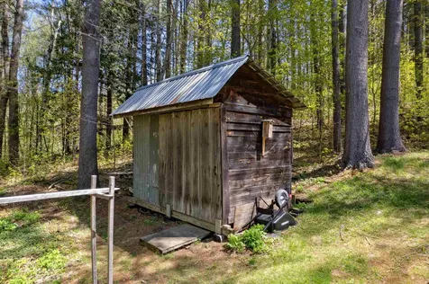 3450 North Perry Road Barnard VT 05031