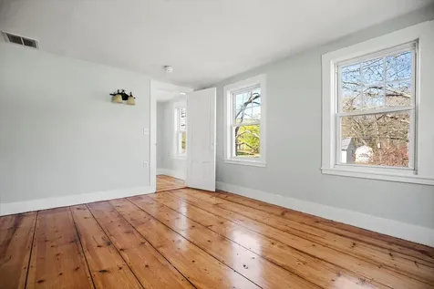 74 Washington Street Seabrook NH 03874