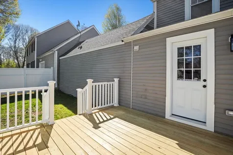 74 Washington Street Seabrook NH 03874