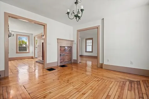 74 Washington Street Seabrook NH 03874