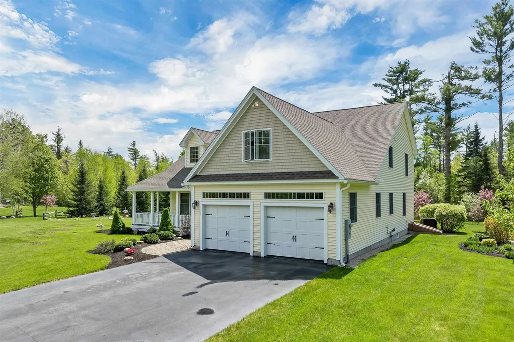 1 Blake Trail Tuftonboro NH 03850