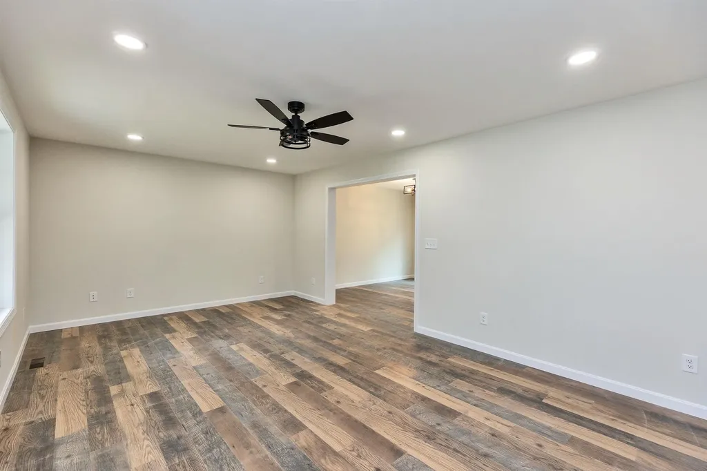 153 Mary Rowe Drive Hillsborough NH 03244