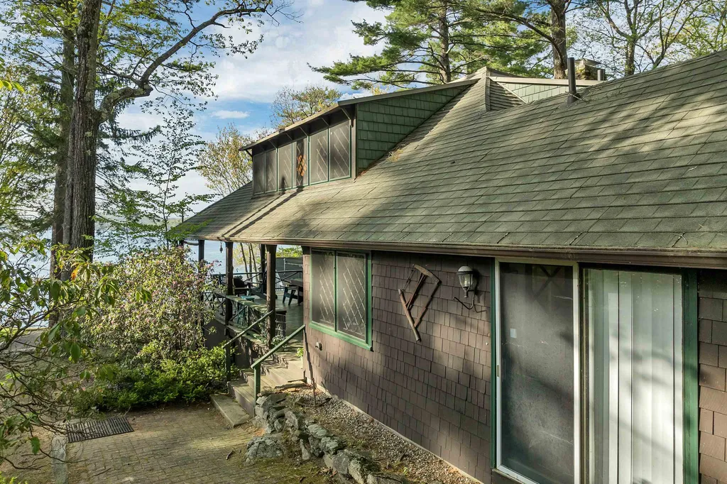 148 Lucerne Avenue Laconia NH 03246