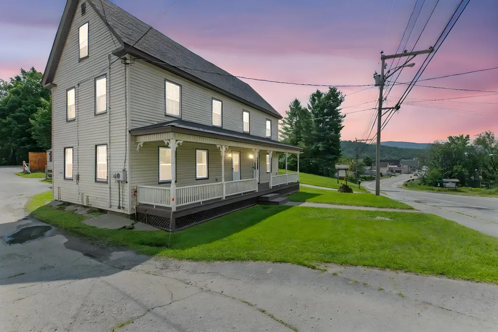 180 Main Street Colebrook NH 03576